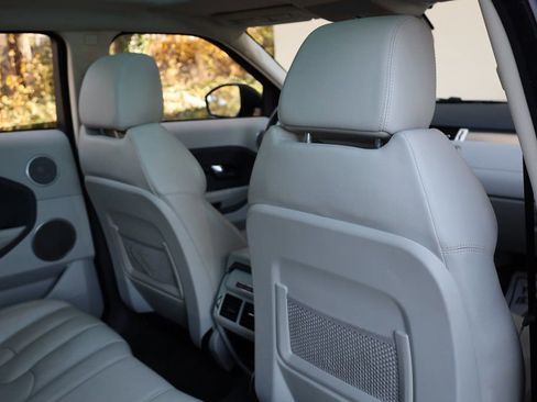 Used 2015 Land Rover Range Rover Evoque Pure Plus image 22