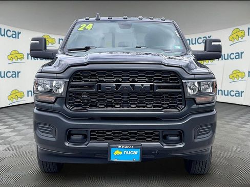Used 2024 RAM 2500 Tradesman w/ Convenience Group AWD/4WD image 2