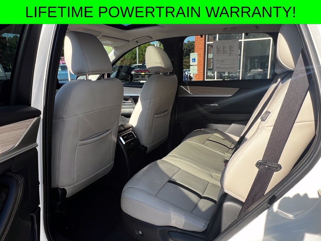 Used 2024 MAZDA CX-90 3.3 Turbo w/ Preferred Plus AWD/4WD image 16