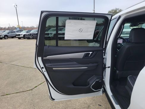 New 2026 Buick Enclave Preferred w/ Power Package image 31