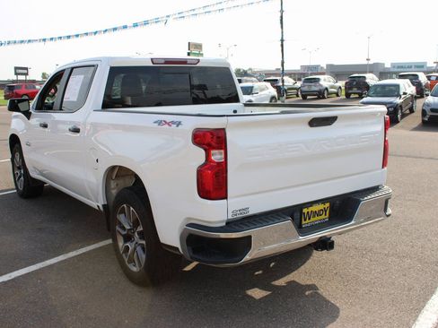 Used 2021 Chevrolet Silverado 1500 LT w/ Convenience Package II image 6