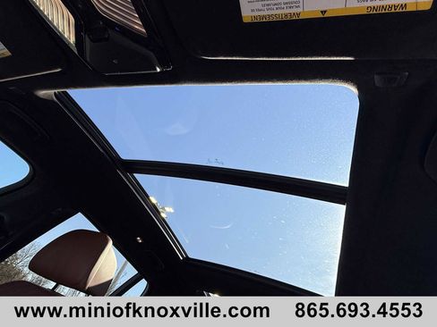 Used 2022 BMW X7 M50i w/ Luxury Seating Package image 29