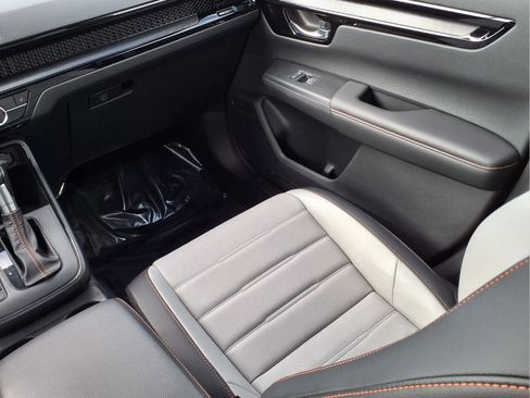 Certified 2026 Honda CR-V Sport Touring image 17