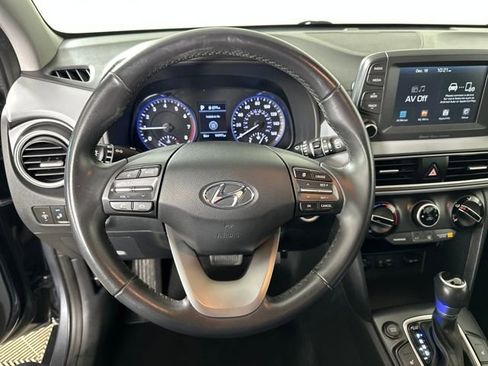 Used 2019 Hyundai Kona SEL image 14