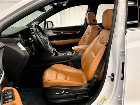 Used 2023 Cadillac XT5 Premium Luxury image 22