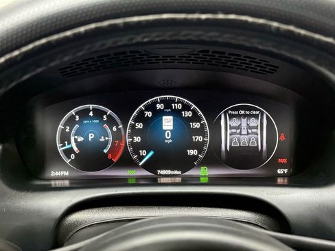 Used 2017 Jaguar XJ R-Sport image 25