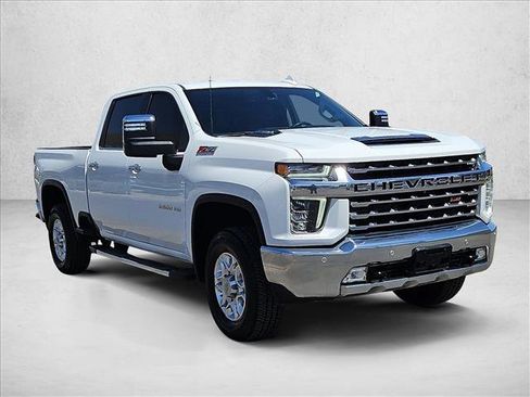 Used 2022 Chevrolet Silverado 2500 LTZ w/ LTZ Convenience Package AWD/4WD image 3