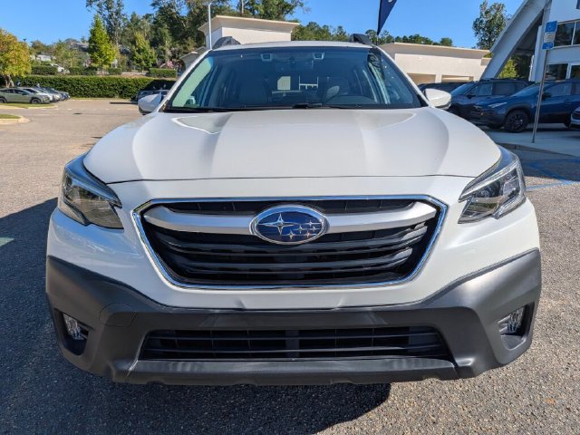 Used 2020 Subaru Outback Premium w/ Popular Package #1 AWD/4WD image 3