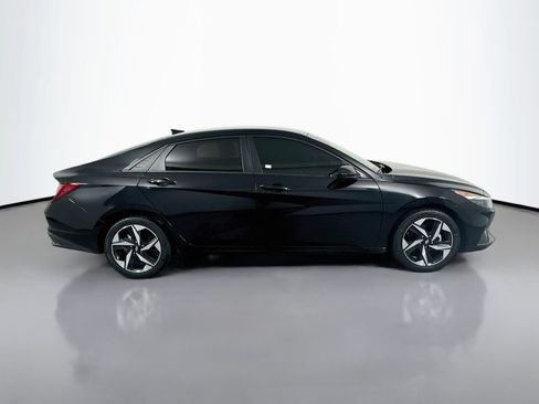 Certified 2023 Hyundai Elantra SEL w/ Convenience Package FWD image 4