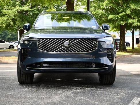 Used 2026 Volvo XC90 B6 Plus AWD/4WD image 2