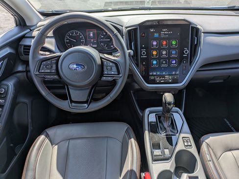 Used 2025 Subaru Crosstrek 2.5i Limited w/ Crosstrek Mirror Package image 26