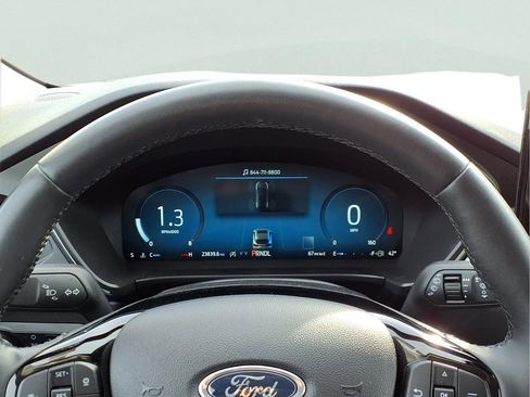 Used 2024 Ford Escape Platinum image 11