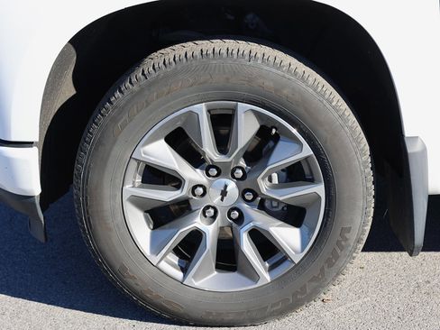 Used 2019 Chevrolet Silverado 1500 RST image 13