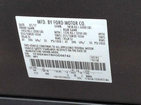 Used 2017 Ford Explorer Platinum image 38