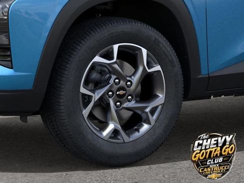 New 2026 Chevrolet Trax LT w/ Driver Confidence Package FWD image 9