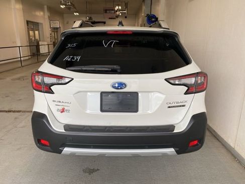 Used 2025 Subaru Outback Touring XT image 6