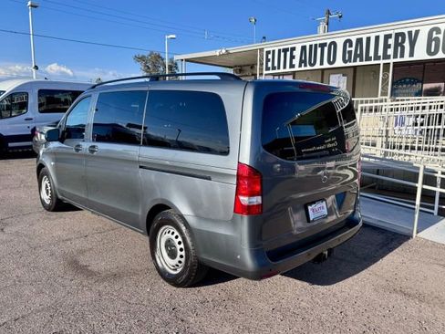 Used 2022 Mercedes-Benz Metris Passenger image 4