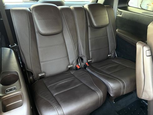 Certified 2022 Mercedes-Benz GLS 450 4MATIC image 21