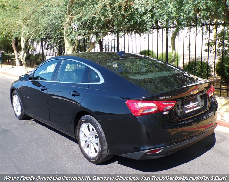 Used 2019 Chevrolet Malibu LT w/ Leather Package FWD image 7