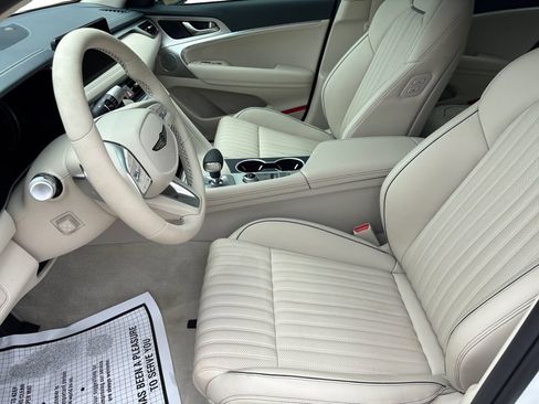 Used 2026 Genesis G70 2.5T Prestige RWD image 10
