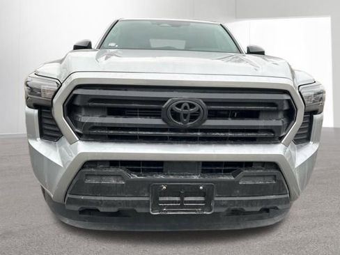 Used 2024 Toyota Tacoma SR image 7