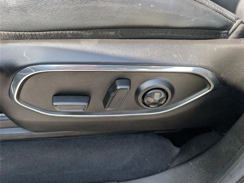 Used 2022 Jeep Wagoneer Series III image 24