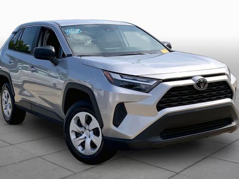 Used 2024 Toyota RAV4 LE FWD image 3