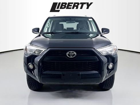Used 2017 Toyota 4Runner SR5 image 2