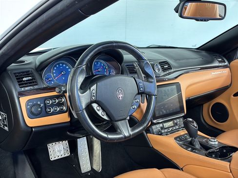 Used 2018 Maserati GranTurismo MC RWD image 4
