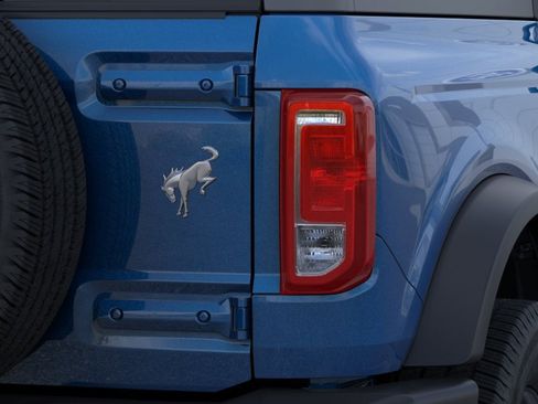 New 2026 Ford Bronco 2-Door AWD/4WD image 25