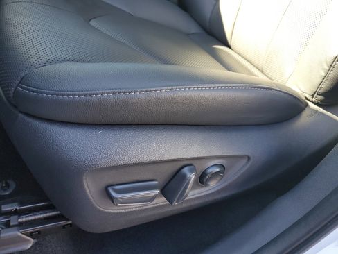 Certified 2025 Toyota Grand Highlander AWD Hybrid image 23