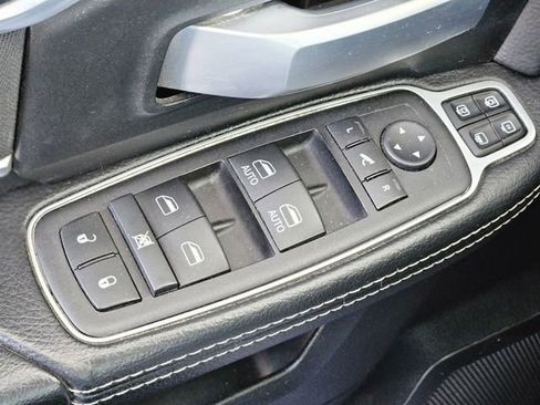 Used 2024 RAM 2500 Big Horn image 21