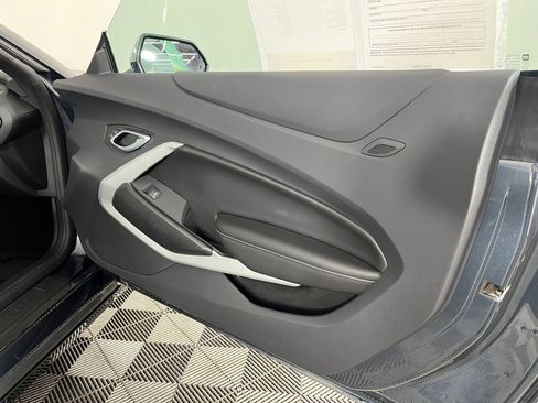 Used 2023 Chevrolet Camaro SS RWD image 13