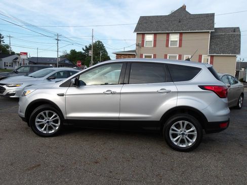 Used 2019 Ford Escape SE AWD/4WD image 3