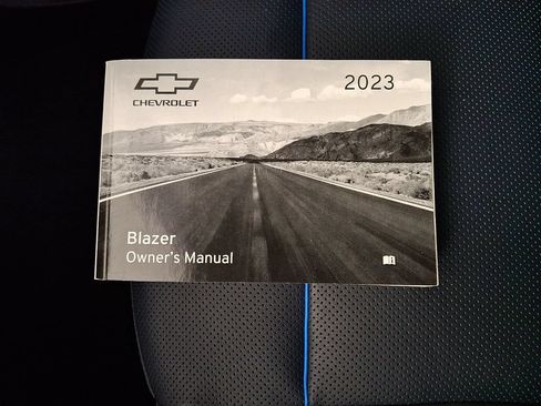 Used 2023 Chevrolet Blazer RS w/ Driver Confidence II Package FWD image 27