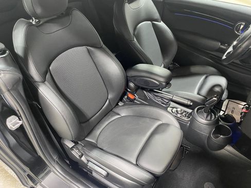 Certified 2023 MINI Cooper S image 17