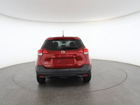 Used 2020 Nissan Kicks SV image 14