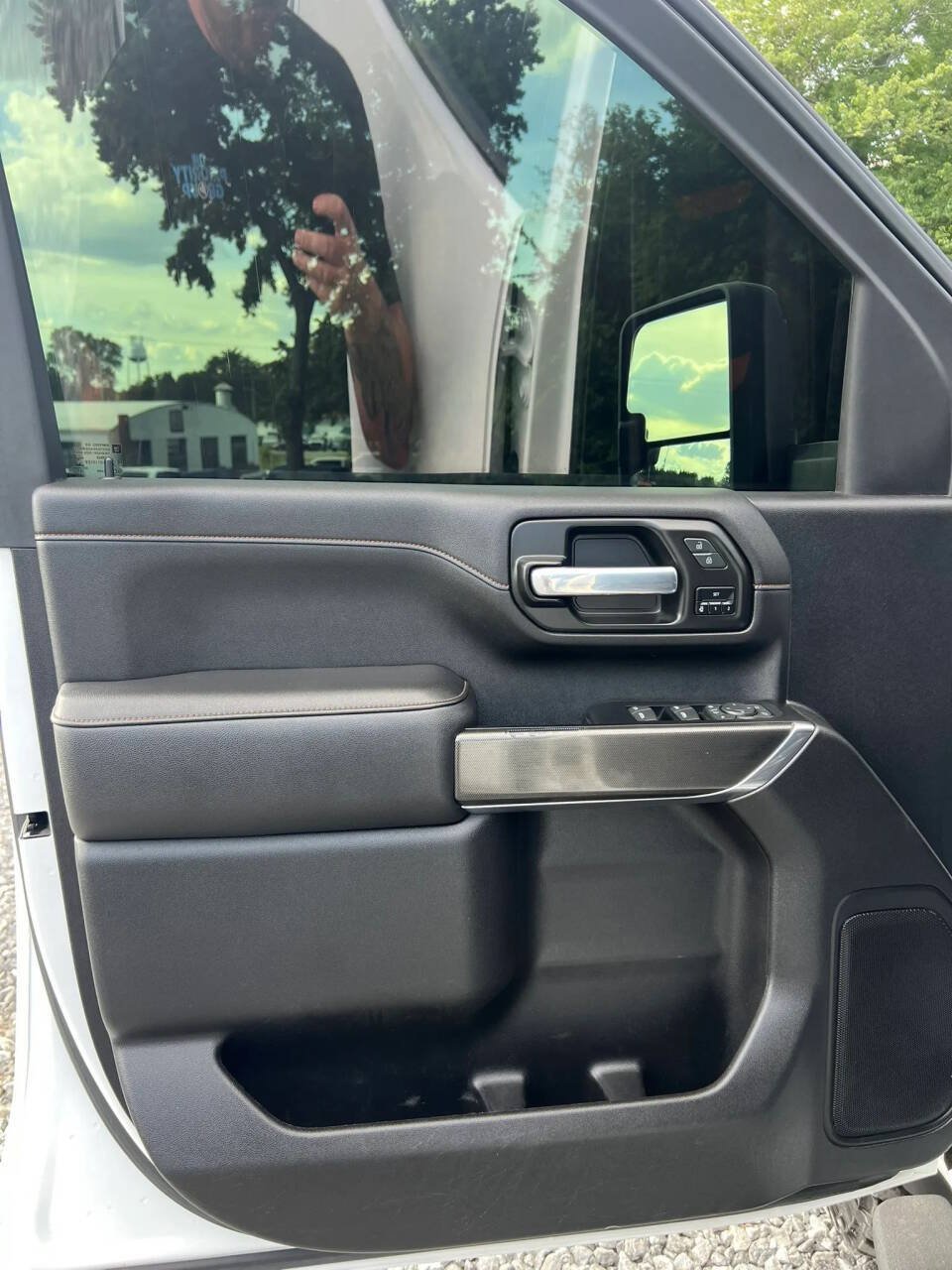 Used 2022 GMC Sierra 2500 AT4 w/ Gooseneck/5TH Wheel Package AWD/4WD image 13