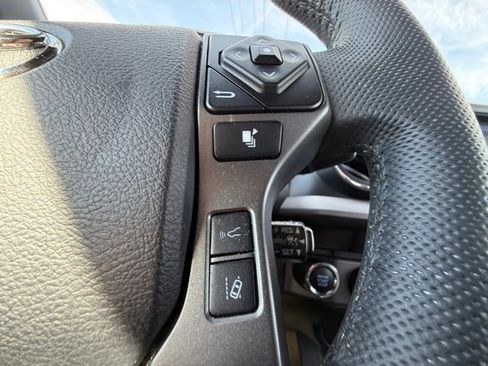 Used 2023 Toyota Tacoma TRD Sport w/ Technology Package image 25