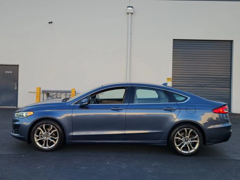 Used 2019 Ford Fusion SEL FWD image 2