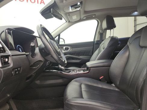 Used 2023 Kia Sorento SX FWD image 16