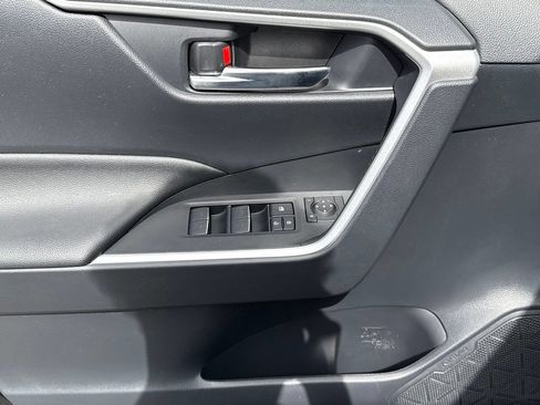 Certified 2024 Toyota RAV4 SE AWD/4WD image 15