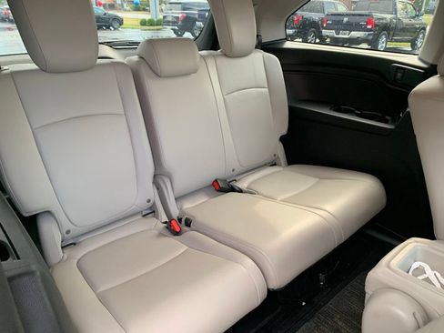 Used 2025 Honda Odyssey EX-L image 29