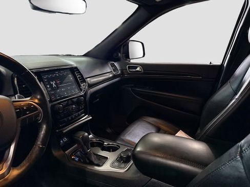 Used 2020 Jeep Grand Cherokee Limited X image 25