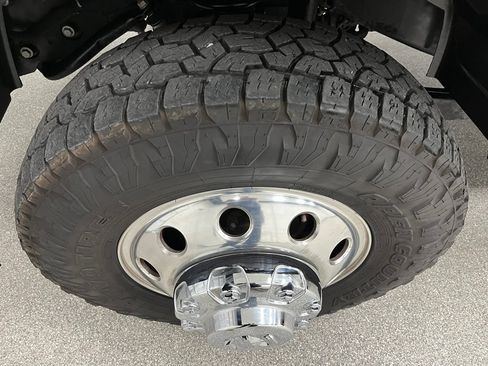 Used 2024 RAM 3500 Limited w/ Safety Group AWD/4WD image 15