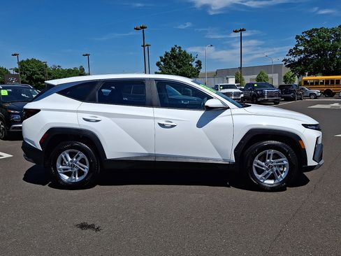 Used 2025 Hyundai Tucson SE AWD/4WD image 7