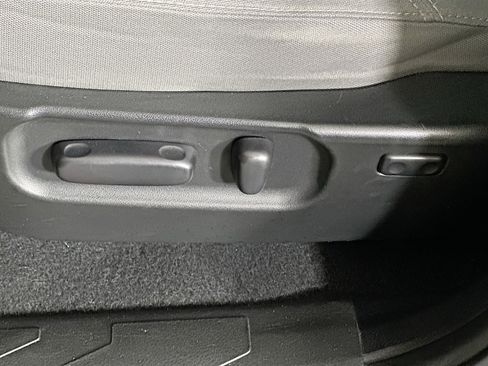 Used 2021 Toyota Tacoma SR5 image 13