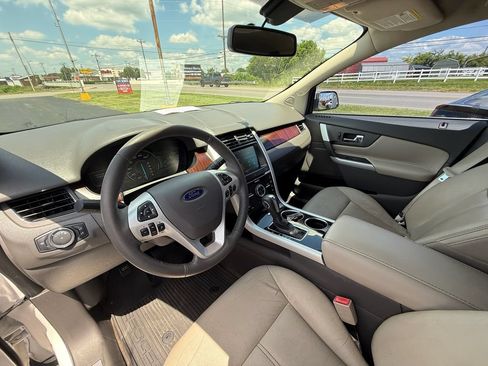 Used 2014 Ford Edge Limited w/ Driver Entry Package FWD image 14