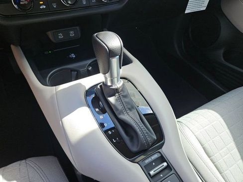 New 2026 Honda HR-V LX image 18