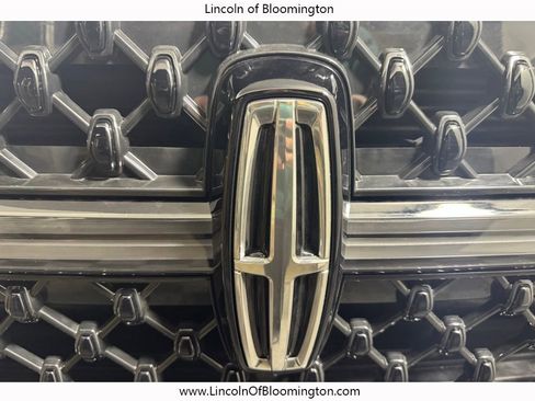 New 2026 Lincoln Navigator L Reserve AWD/4WD image 10